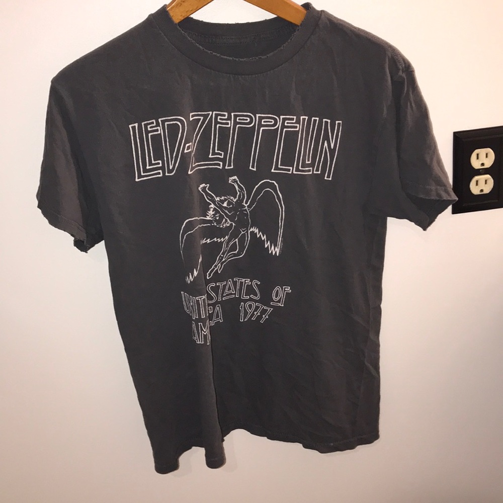 Brandy Melville tee